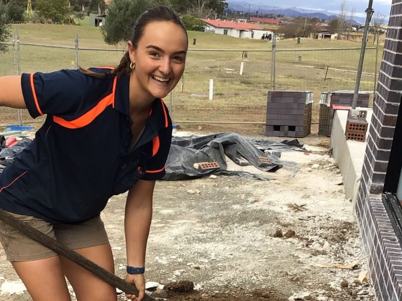 TAFE NSW helps third-generation Tamworth plumber Makenzie break new ground