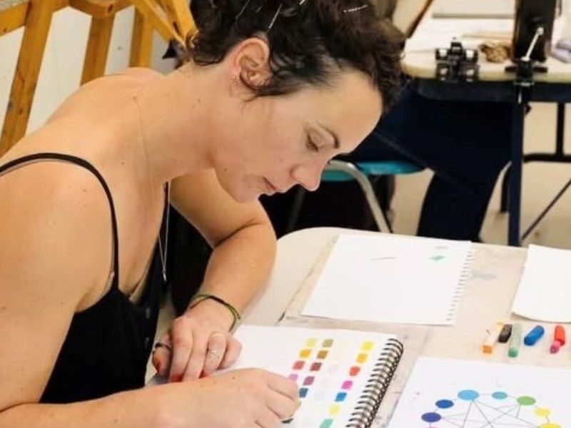 Last call for applications for art bursary