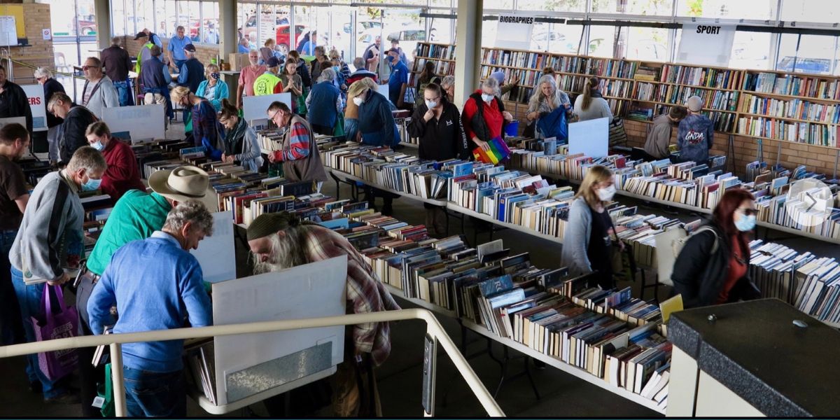 Calling all book lovers: Armidale Rotary Book Fair returns with thousands of bargains