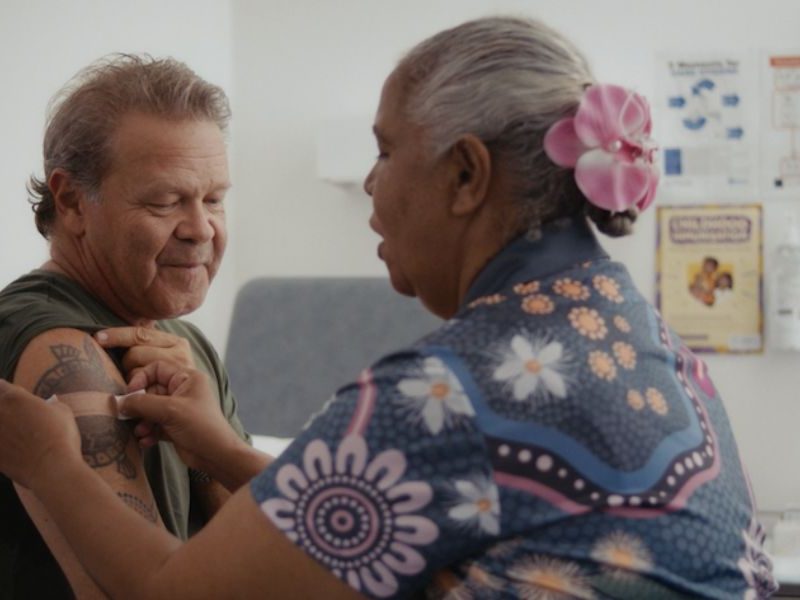 Troy Cassar-Daley encourages mob to get vaccinated ahead of winter