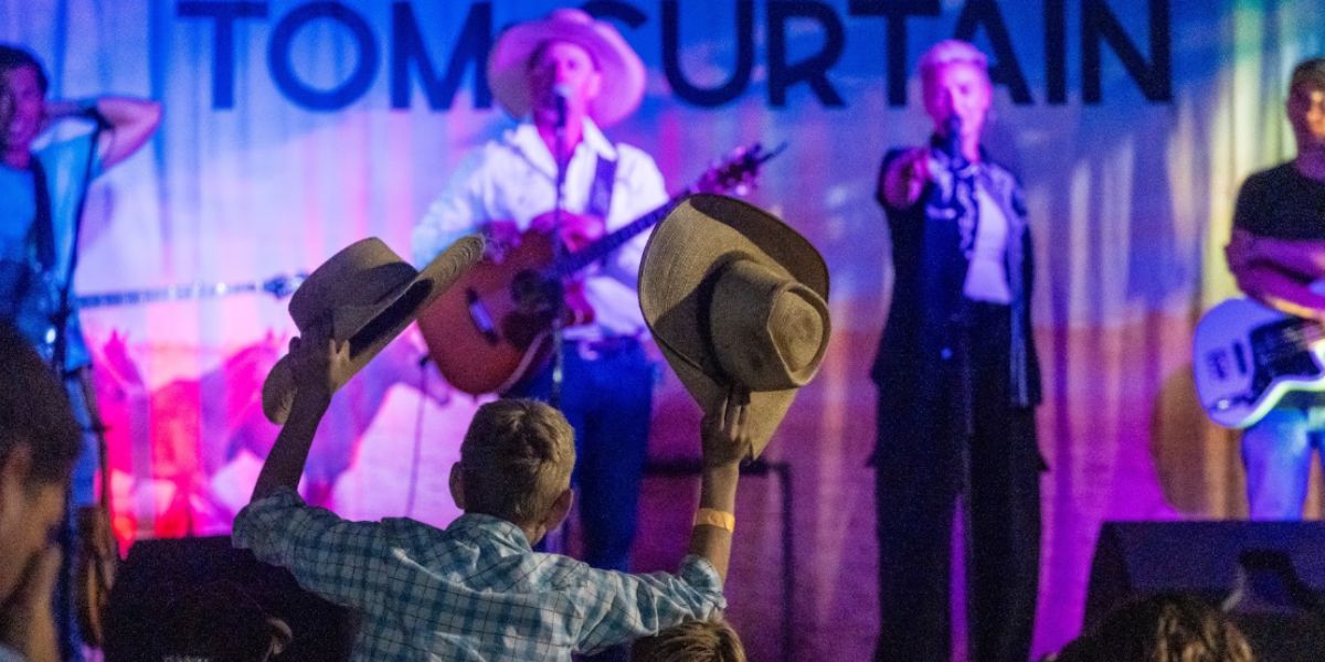 Tom Curtain to debut new song at Tamworth Country Music Festival, inspired by the love story that changed his life