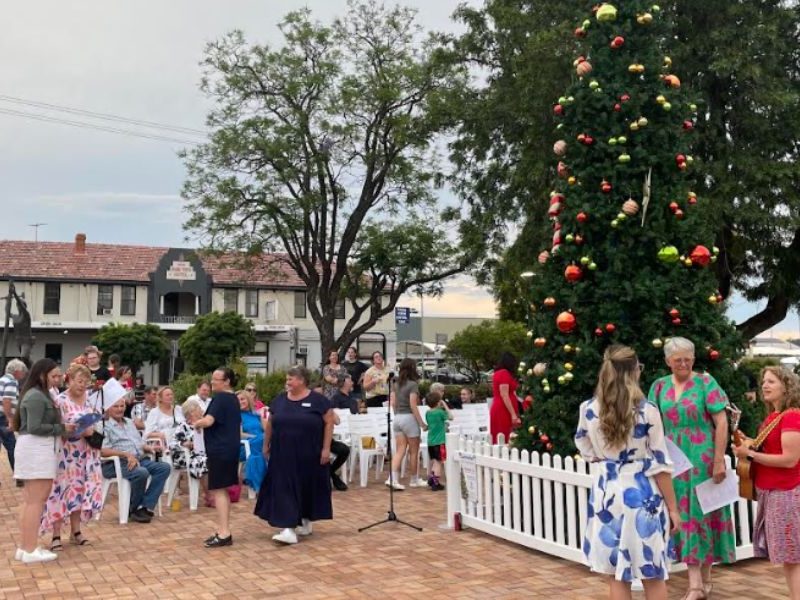 Gunnedah Shire’s Community Christmas Tree Lighting a jolly affair
