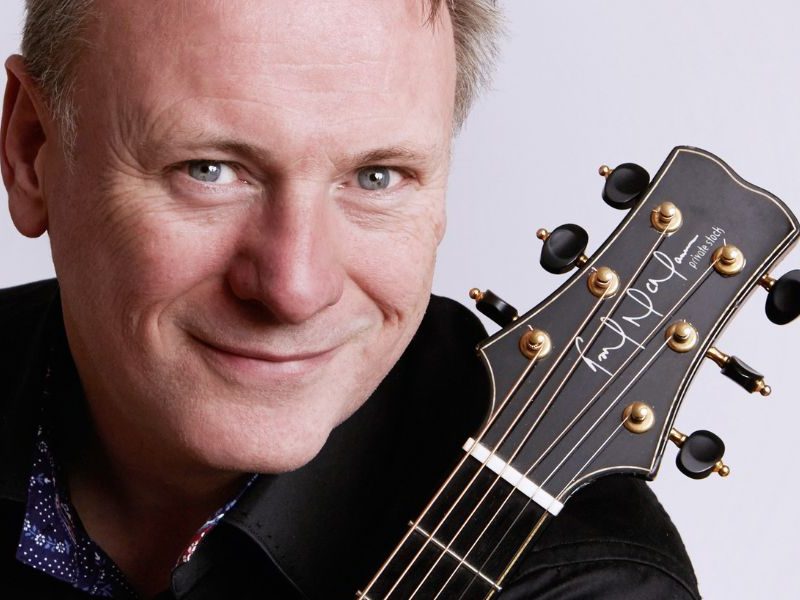 World-renowned celtic guitarist Tony McManus to perform in Gunnedah