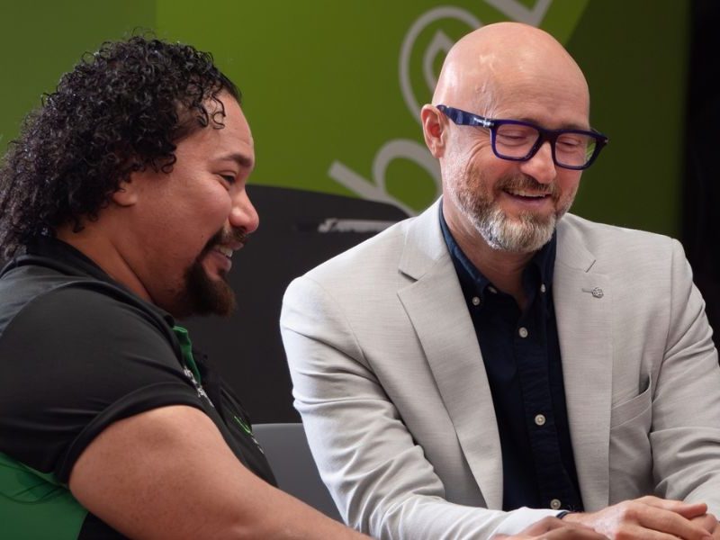 UNE leading with access to secure AI workspace for all students