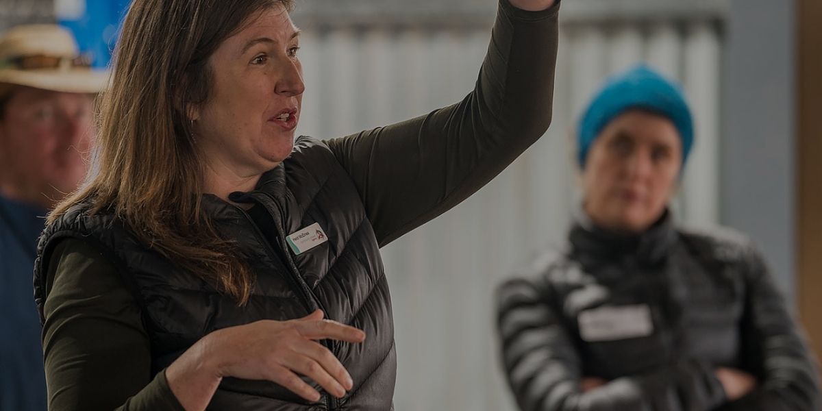 Regional women rush clean energy course