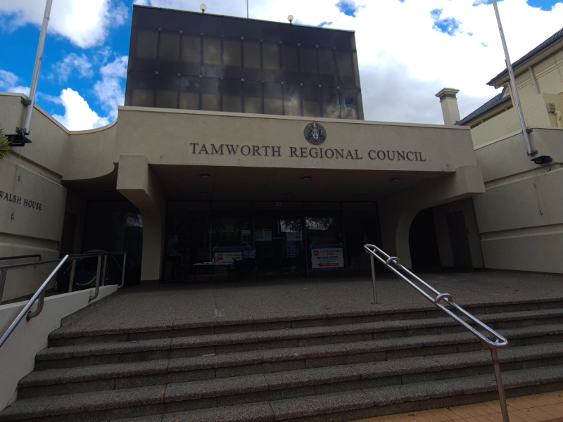 Council to vote on Ray Walsh House sale as residents call for caution