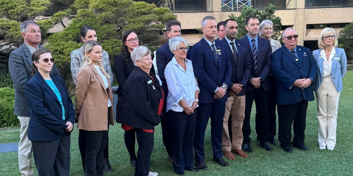 Local leaders unite to fight for Inland Rail