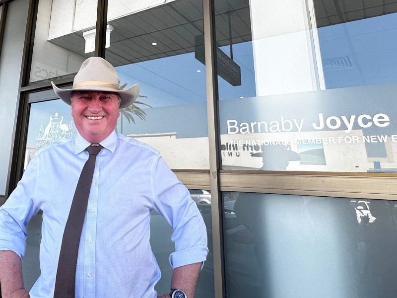 ‘No throwing plates around the kitchen’ – Barnaby Joyce plans peaceful political exit
