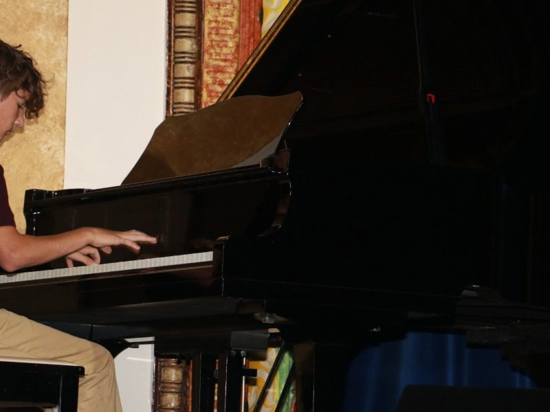 Inverell’s Got Talent launches Sapphire City Festival with packed Town Hall