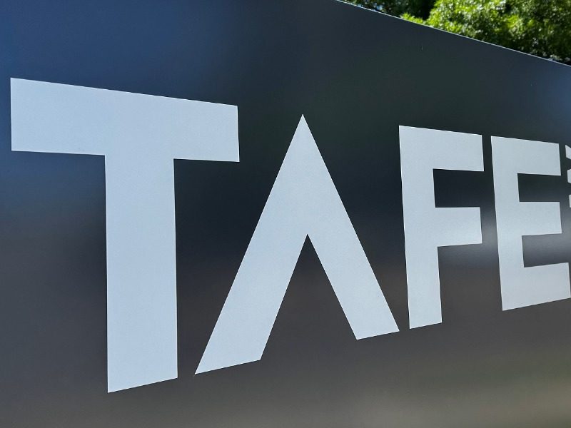 NSW first to sign new Free TAFE deal