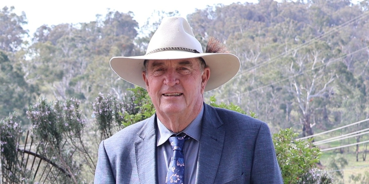 Eric Noakes stands down after a decade as Walcha’s mayor