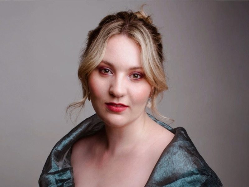 Kootingal soprano Hannah Burton named semi-finalist in national singing competition